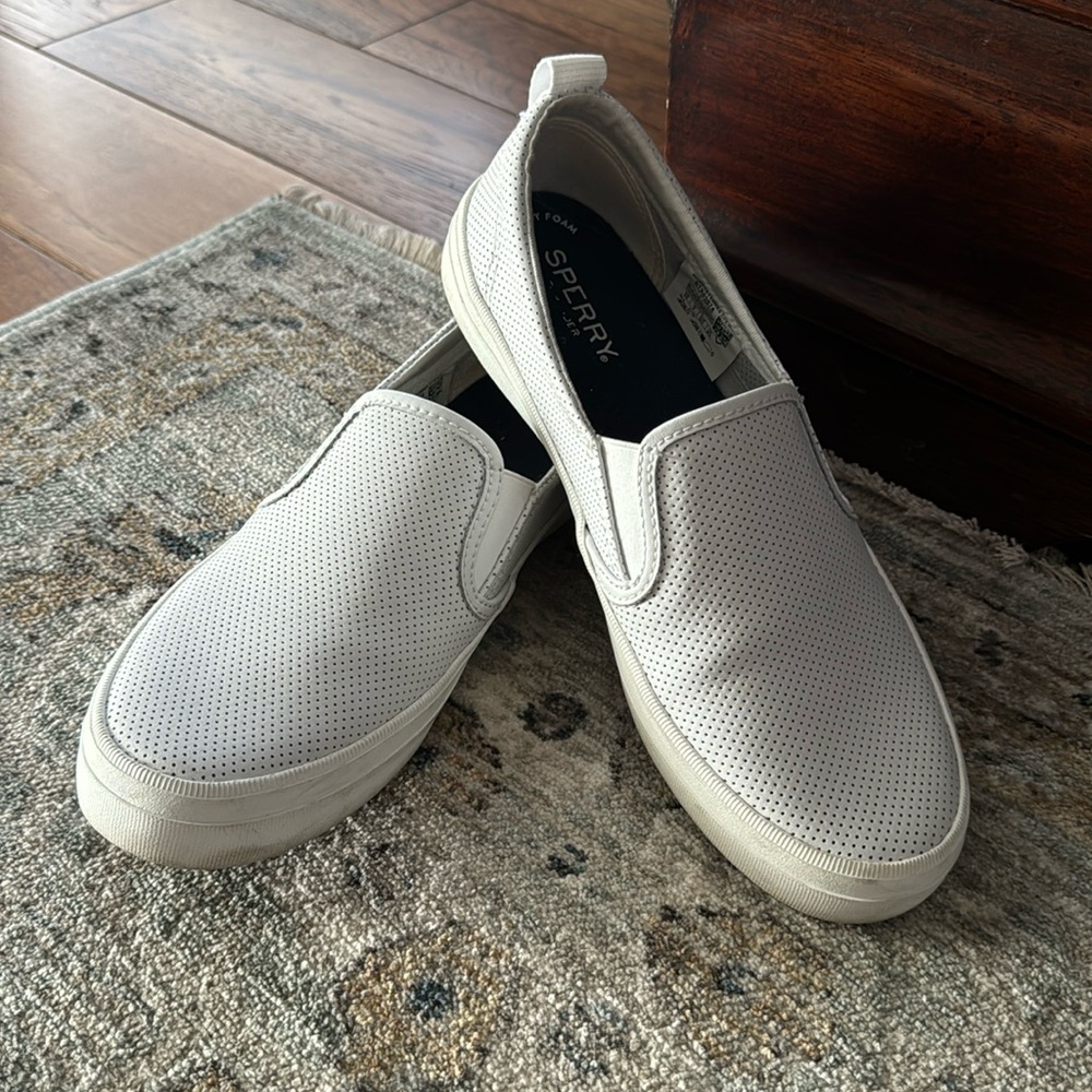 Sperry White slip on sneakers sz 8.5